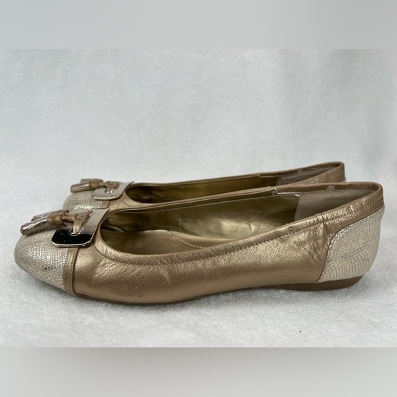 Bandolino gold patchwork flats with tassels - Picture 4 of 6